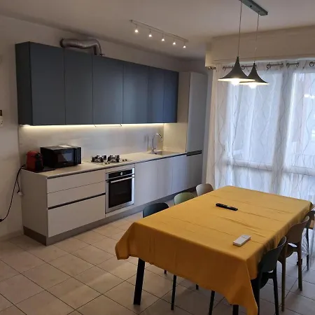 Apartment Family 3min To The - Il Lupo Affitta Cattolica